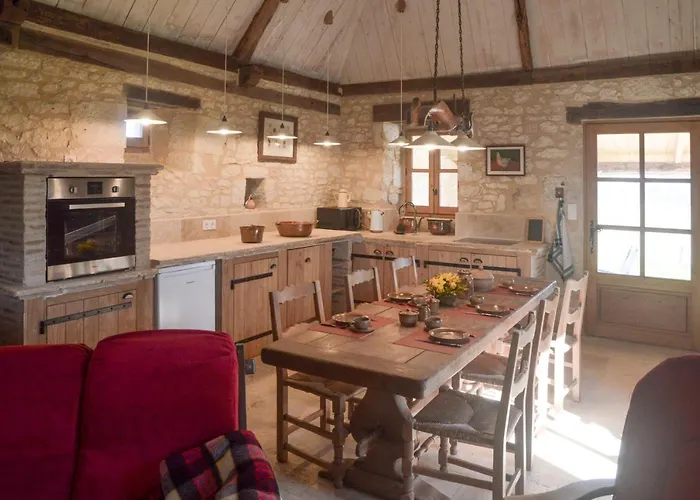 Chez Jacquou Дом отдыха Bouniagues